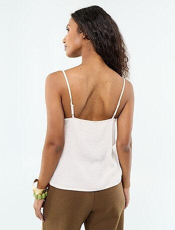 Top satiné avec dentelle