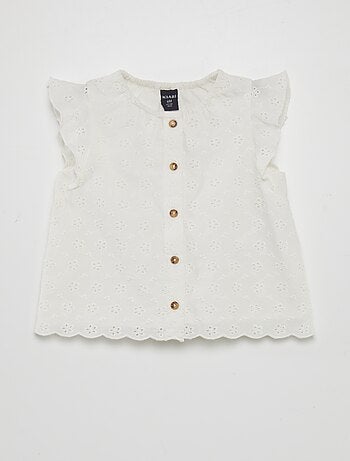 Topje in broderie anglaise
