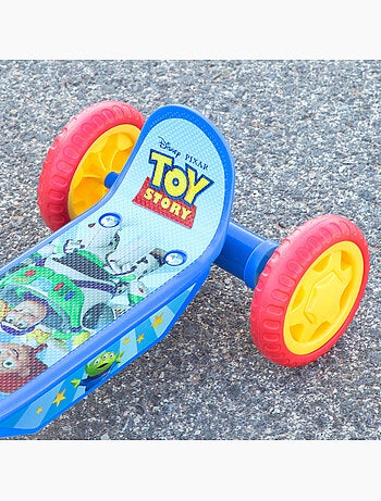 Toy story trottinette pliable à 3 roues +2 ans