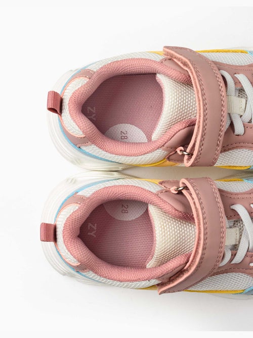 Trainers van twee materialen met dikke zool - Kiabi Trainers van twee materialen met dikke zool - Kiabi