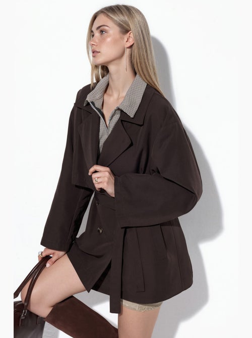 Trench-coat ceinturé à double boutonnage hiccup - Kiabi Trench-coat ceinturé à double boutonnage hiccup - Kiabi