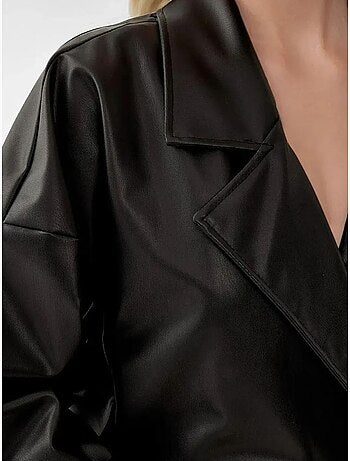 Trench-coat en similicuir avec ceinture bdart
