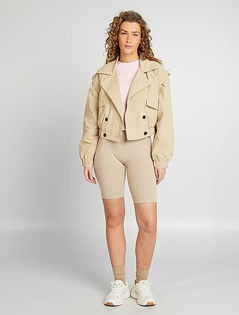 Trench court - coupe cropped