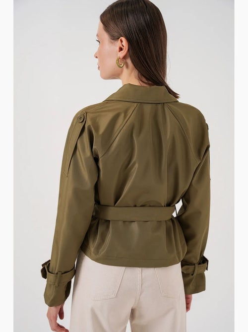 Trench court ceinturé bdart - Kiabi Trench court ceinturé bdart - Kiabi