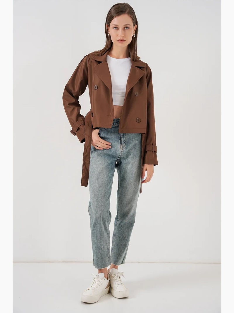 Trench court ceinturé bdart Marron - Kiabi