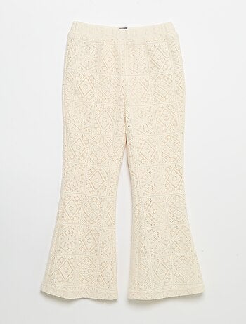 Tricot broek met haakeffect en flarepijp