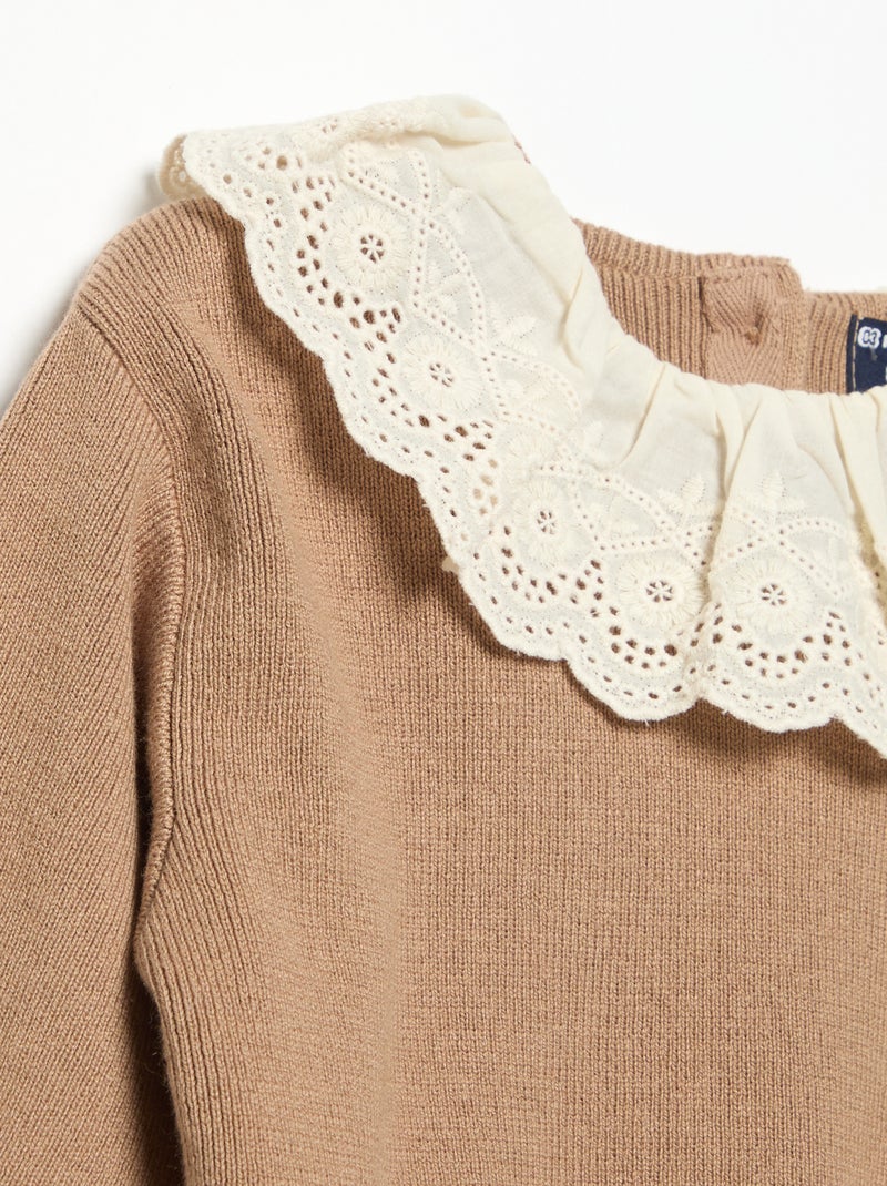 Trui met fantasiekraag van broderie anglaise Bruin - Kiabi