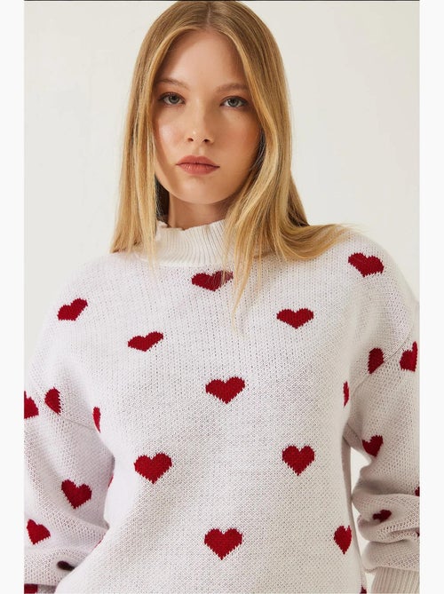 Trui met hartjespatroon, ronde hals en relaxed fit lucci - Kiabi Trui met hartjespatroon, ronde hals en relaxed fit lucci - Kiabi