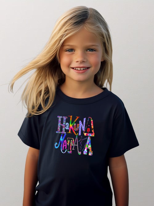 Tshirt Kinder HAKUNA MATATA COLOR - Kiabi Tshirt Kinder HAKUNA MATATA COLOR - Kiabi