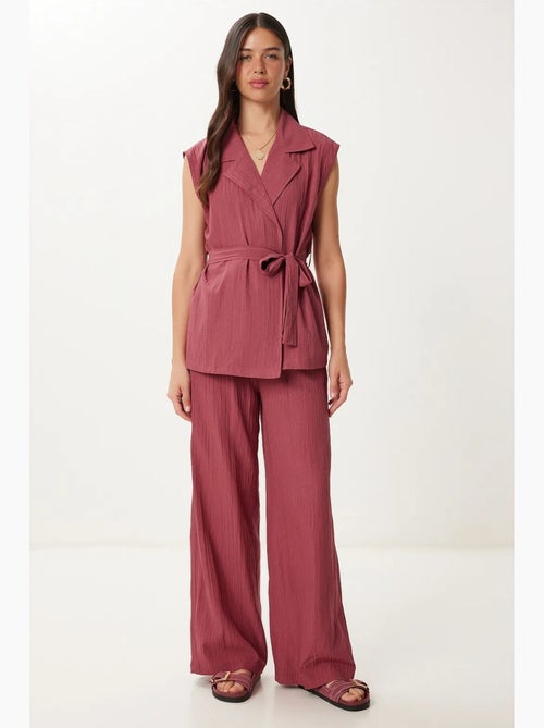 Tweedelige set met hoge taille, overhemdkraag en wijde pijpen istanbul - Kiabi Tweedelige set met hoge taille, overhemdkraag en wijde pijpen istanbul - Kiabi