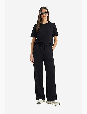 Tweedelige set met t-shirt met ronde hals en broek lucci
