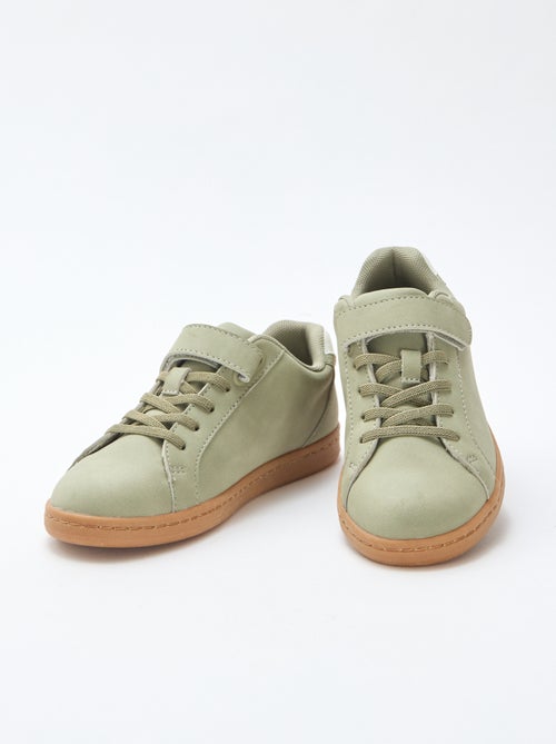 Tweekleurige lage sneakers van suèdine - Kiabi