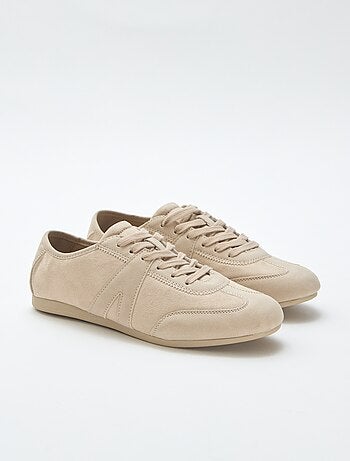 Tweekleurige sneakers