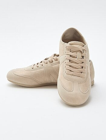 Tweekleurige sneakers