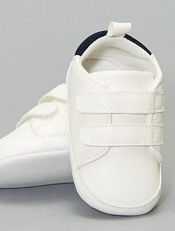 Tweekleurige sneakers met klittenband