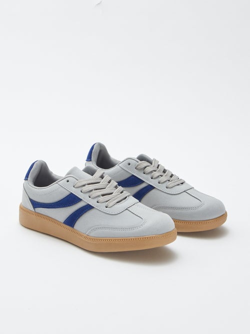 Tweekleurige sneakers met veters - Kiabi