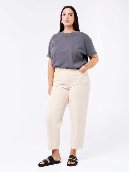 Twill broek met verticale, speelse slijtageplekken - Kiabi