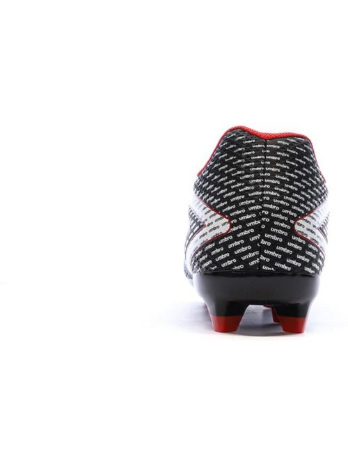 Umbro Aurora II Lo FG Zwarte Voetbalschoenen voor Heren - Kiabi Umbro Aurora II Lo FG Zwarte Voetbalschoenen voor Heren - Kiabi