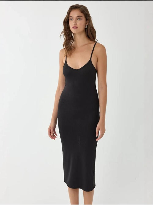 V-hals bodycon midi-jurk met dunne bandjes - Kiabi V-hals bodycon midi-jurk met dunne bandjes - Kiabi