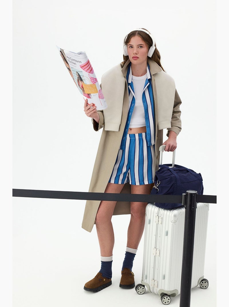 Vacation gestreepte pyjamaset met korte mouwen, overhemd en short penti Wit Blauw - Kiabi