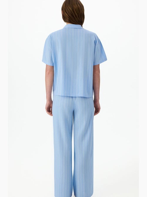 Vacation gestreepte pyjamaset met kortmouw shirt en broek penti - Kiabi Vacation gestreepte pyjamaset met kortmouw shirt en broek penti - Kiabi