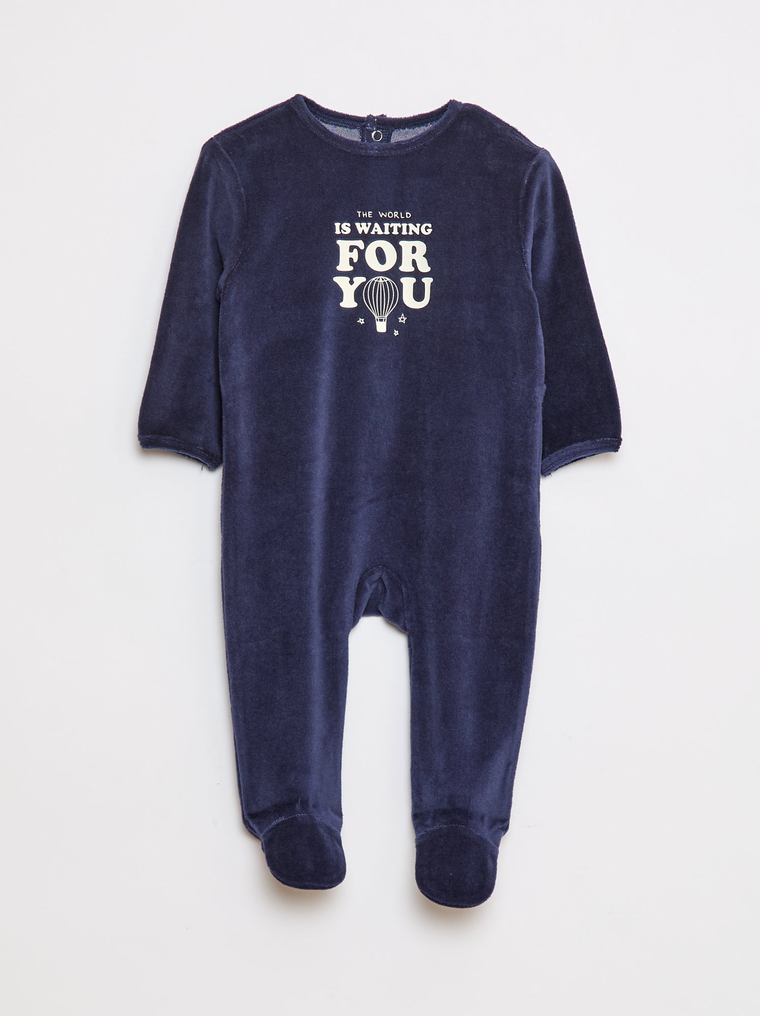 Velours pyjama met voetjes en animatie vooraan