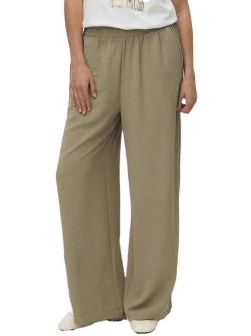 Vero Moda Alva Dames Flared Broek Bruin - Kiabi Vero Moda Alva Dames Flared Broek Bruin - Kiabi