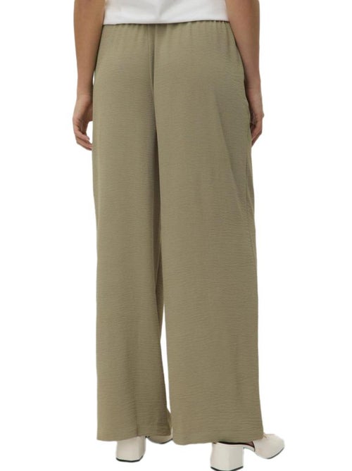 Vero Moda Alva Dames Flared Broek Bruin - Kiabi Vero Moda Alva Dames Flared Broek Bruin - Kiabi