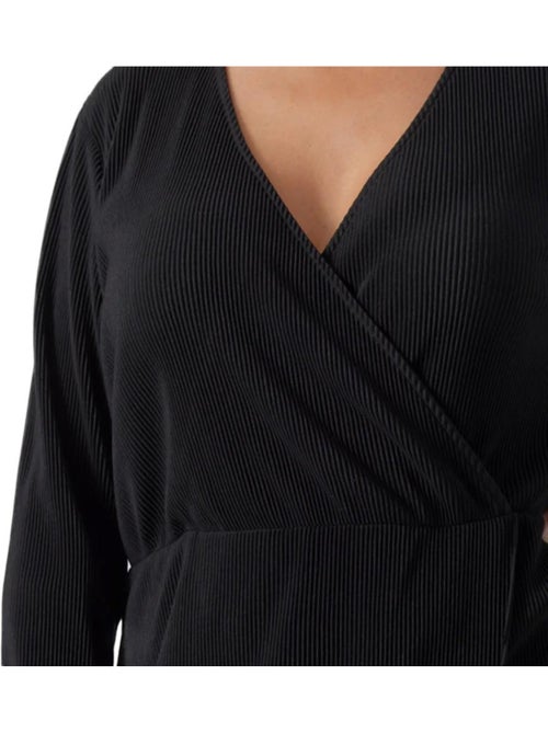 Vero Moda Curve Clica Zwarte Jurk voor Dames - Kiabi Vero Moda Curve Clica Zwarte Jurk voor Dames - Kiabi