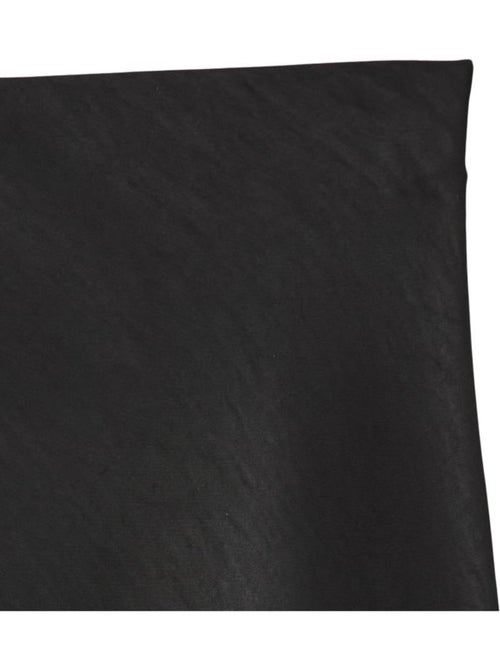 Vero moda emily zwarte satijnen 3/4 rok voor dames - Kiabi Vero moda emily zwarte satijnen 3/4 rok voor dames - Kiabi