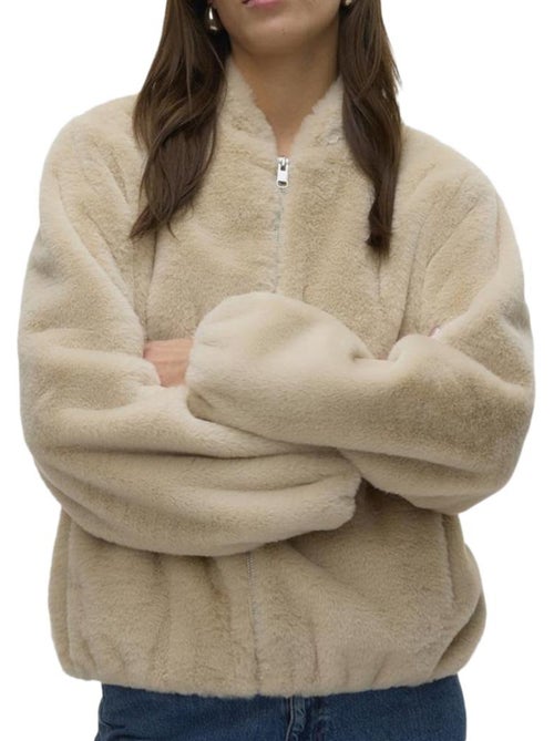Vero Moda Jaliga Beige Faux Fur Vest voor Dames - Kiabi Vero Moda Jaliga Beige Faux Fur Vest voor Dames - Kiabi