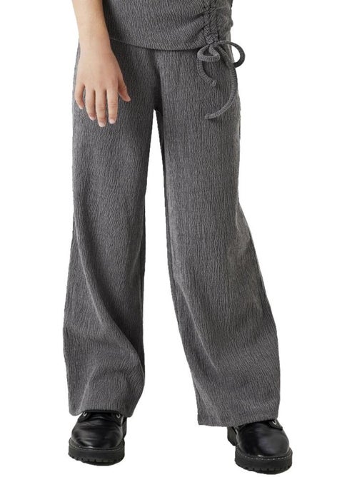 Vero Moda Luna Meisjes Fluwelen Grijze Broek - Kiabi Vero Moda Luna Meisjes Fluwelen Grijze Broek - Kiabi