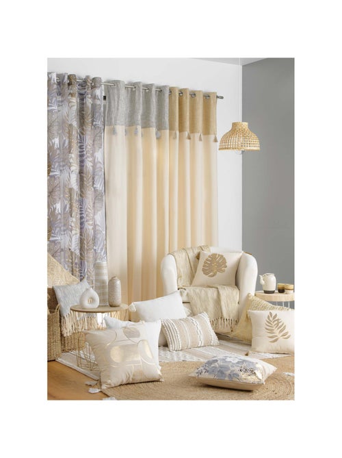 Verwijderbaar polykatoenen kussen met borduursel en metallic draden - Kiabi Verwijderbaar polykatoenen kussen met borduursel en metallic draden - Kiabi