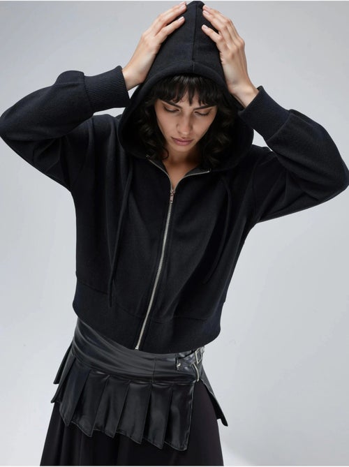 Veste à capuche zippée avec poches busem - Kiabi Veste à capuche zippée avec poches busem - Kiabi