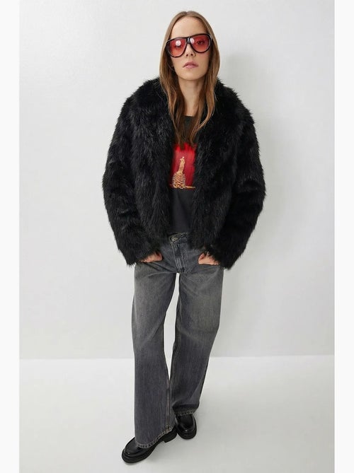 Veste à col châle en fausse fourrure istanbul - Kiabi Veste à col châle en fausse fourrure istanbul - Kiabi