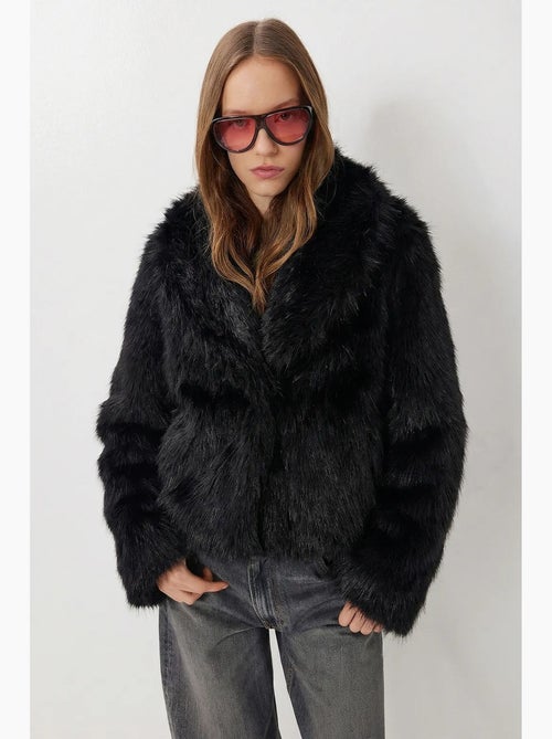 Veste à col châle en fausse fourrure istanbul - Kiabi Veste à col châle en fausse fourrure istanbul - Kiabi