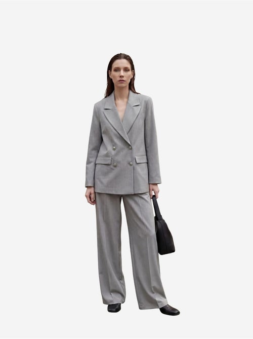 Veste blazer boutonnée pour femme my fashion - Kiabi Veste blazer boutonnée pour femme my fashion - Kiabi