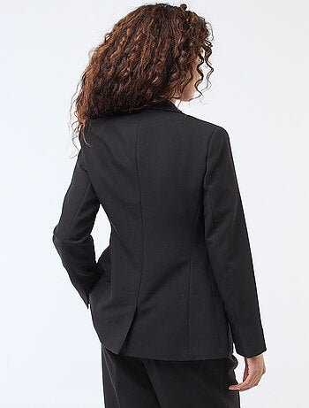 Veste blazer unie à la coupe cintrée