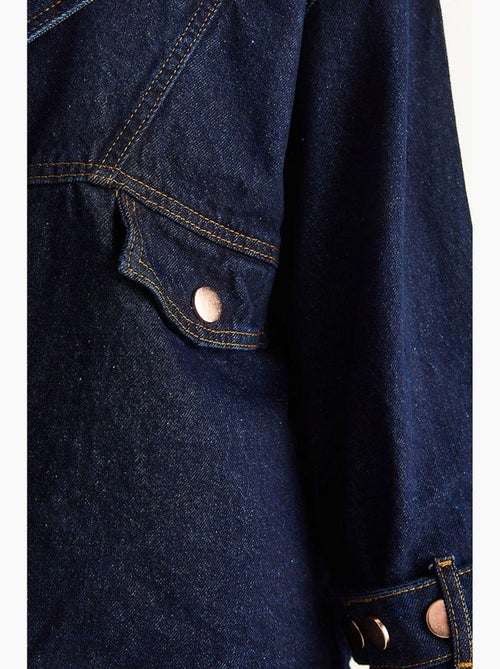 Veste boutonnée à col chemise en jean lucci - Kiabi Veste boutonnée à col chemise en jean lucci - Kiabi