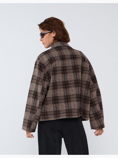 Veste courte à carreaux, mo fashion - Kiabi Veste courte à carreaux, mo fashion - Kiabi