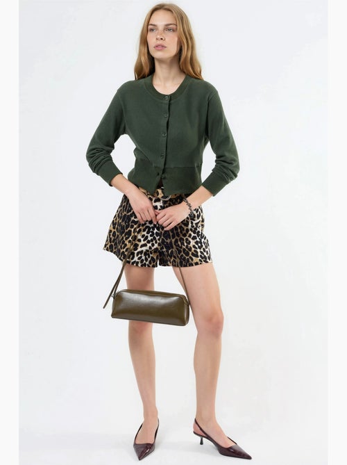 Veste courte décontractée avec fermeture à boutons busem - Kiabi Veste courte décontractée avec fermeture à boutons busem - Kiabi