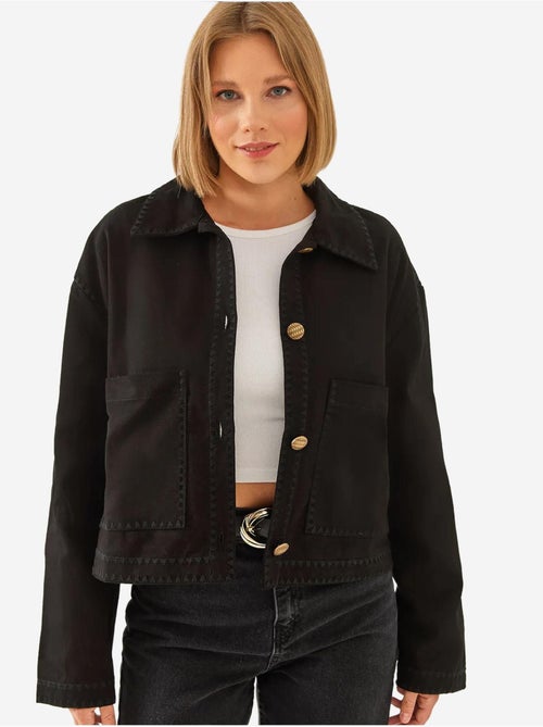 Veste courte tissée brodée à col chemise lucci - Kiabi Veste courte tissée brodée à col chemise lucci - Kiabi