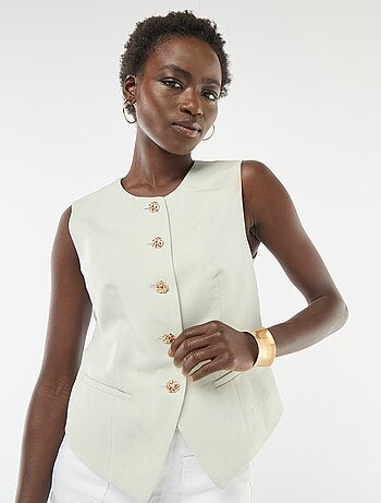 Veste de tailleur avec boutons dorés