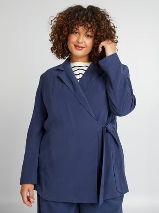 Veste de tailleur ceinturée