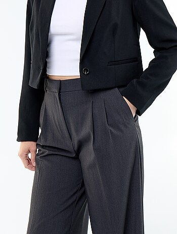 Veste de tailleur coupe courte