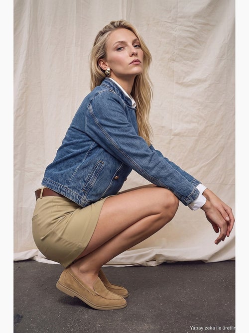 Veste en jean courte à boutons dorés dilvin - Kiabi
