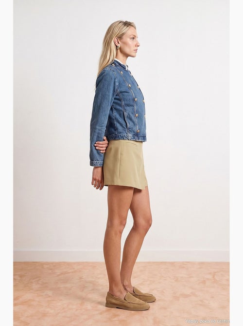 Veste en jean courte à boutons dorés dilvin - Kiabi
