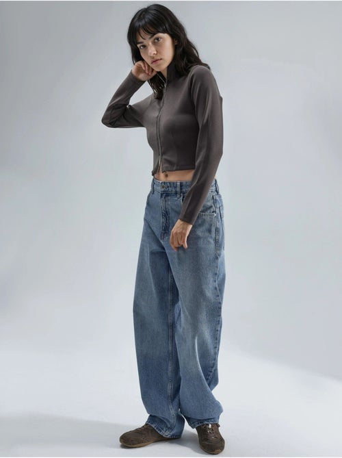 Veste en maille ajustée avec fermeture éclair busem - Kiabi Veste en maille ajustée avec fermeture éclair busem - Kiabi