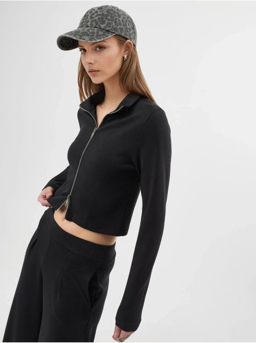 Veste en maille ajustée avec fermeture éclair busem - Kiabi Veste en maille ajustée avec fermeture éclair busem - Kiabi
