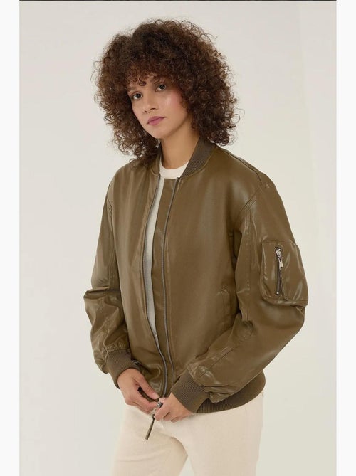 Veste en similicuir coupe décontractée hiccup - Kiabi Veste en similicuir coupe décontractée hiccup - Kiabi